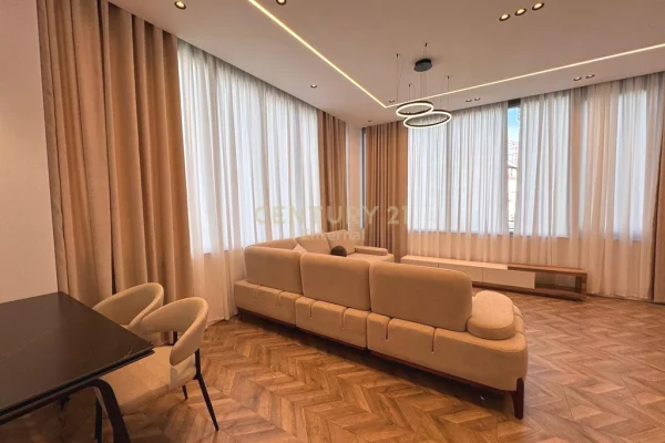 Shtepi me qera 1+1 ne Tirane - 750 Euro