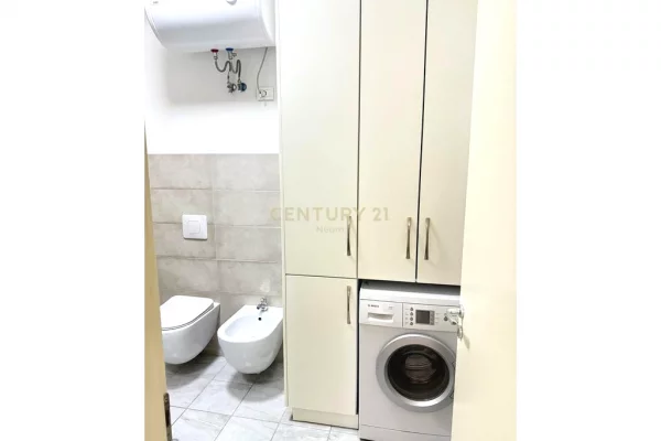 Shtepi ne shitje Apartament ne Tirane, 1+1, Mobilimi E mobiluar, Pagesa 160,000  Euro.