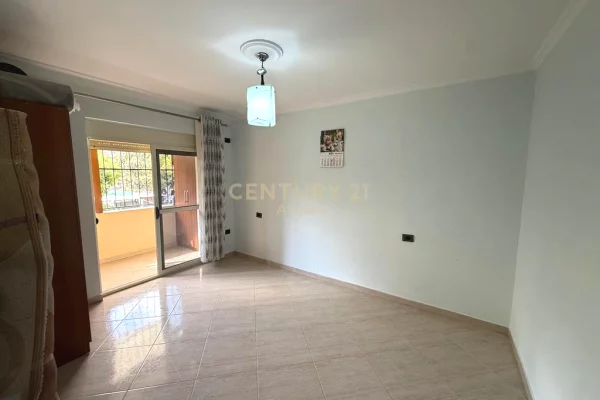 Shtepi ne shitje 1+1 ne Tirane - 110,000 Euro