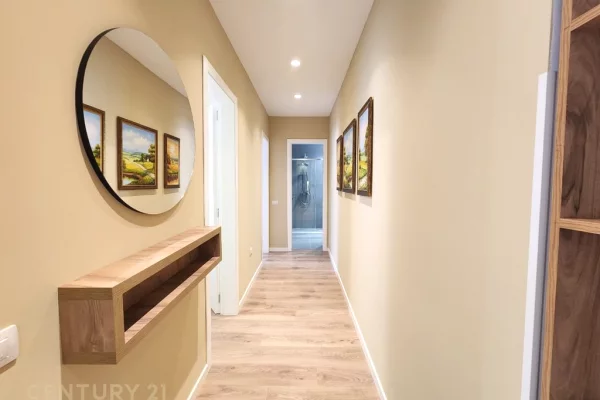 Shtepi me qera Apartament ne Tirane, 2+1, Mobilimi E mobiluar, Pagesa 1,000  Euro.