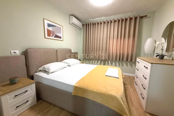 Shtepi me qera Apartament ne Tirane, 2+1, Mobilimi E mobiluar, Pagesa 600  Euro.