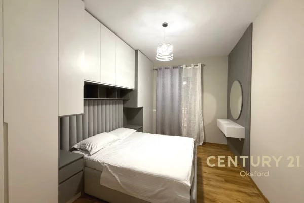 Shtepi me qera Apartament ne Tirane, 2+1, Mobilimi E mobiluar, Pagesa 1,200  Euro.
