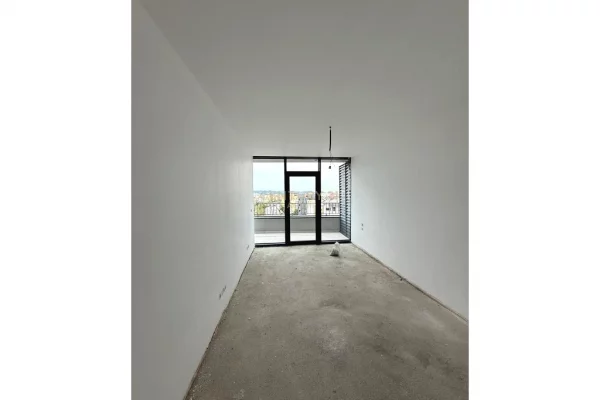 Apartment for sale in Tirana 3+1, Emty