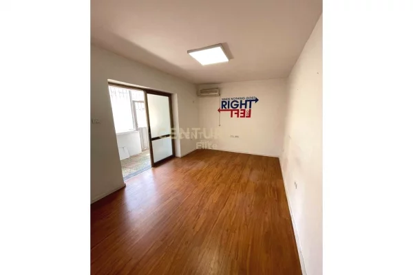 Shtepi me qera 3+1 ne Tirane - 1,000 Euro