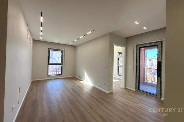 Shtepi ne shitje 2+1 ne Tirane - 210,000 Euro