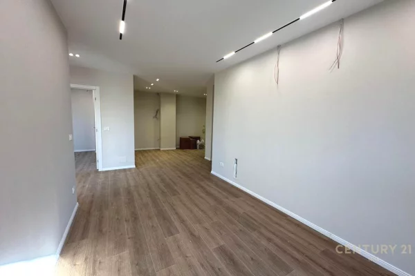 Shtepi ne shitje 2+1 ne Tirane - 210,000 Euro