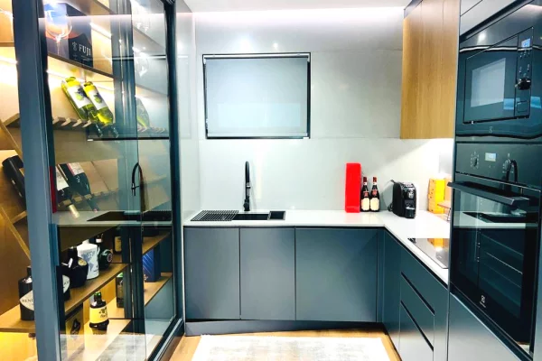 Shtepi ne shitje Apartament ne Tirane, 2+1, Mobilimi E mobiluar, Pagesa 247,000  Euro.