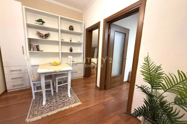 Shtepi me qera 1+1 ne Tirane - 500 Euro