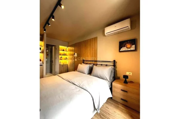 Ambient biznesi me qera 3+1 ne Tirane - 600 Euro