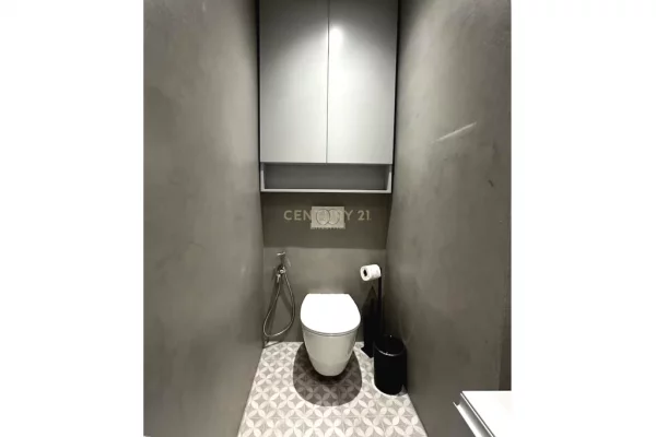 Studio per Qira Qender!