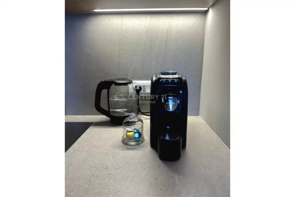 Studio per Qira Qender!