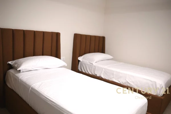 Shtepi ne shitje Apartament ne Tirane, 2+1, Mobilimi E mobiluar, Pagesa 125,000  Euro.