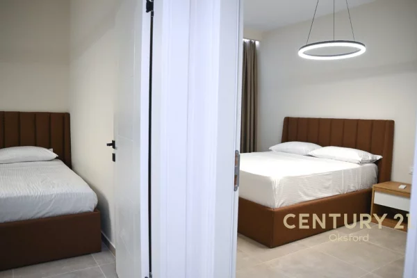 Shtepi ne shitje Apartament ne Tirane, 2+1, Mobilimi E mobiluar, Pagesa 125,000  Euro.