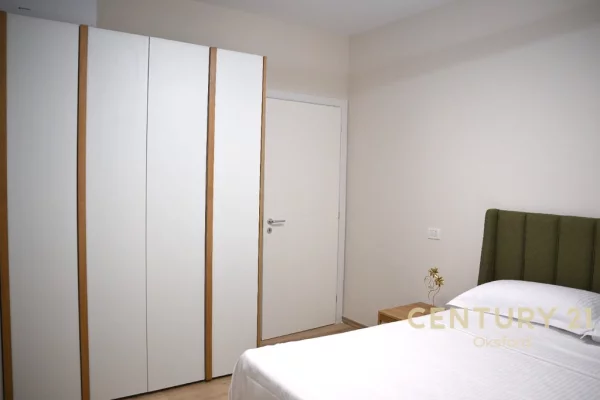 Shtepi ne shitje Apartament ne Tirane, 2+1, Mobilimi E mobiluar, Pagesa 135,000  Euro.