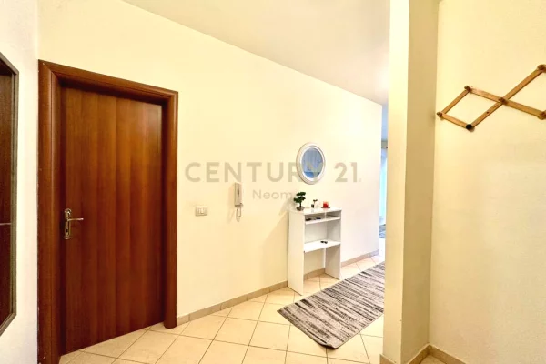 Shtepi me qera Apartament ne Tirane, 2+1, Mobilimi E mobiluar, Pagesa 600  Euro.