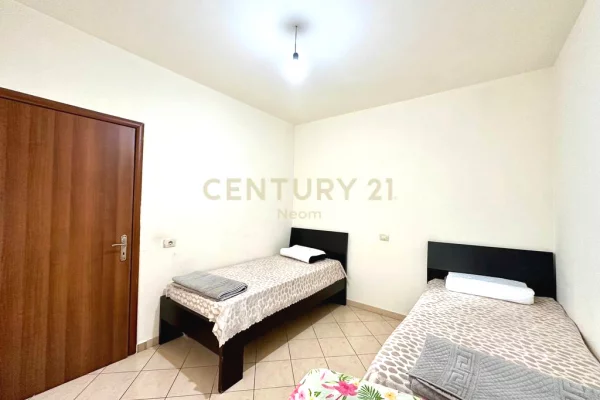 Shtepi me qera Apartament ne Tirane, 2+1, Mobilimi E mobiluar, Pagesa 600  Euro.