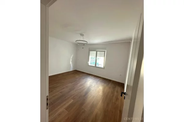 House for Sale 1+1 in Tirana - 95,000 Euro