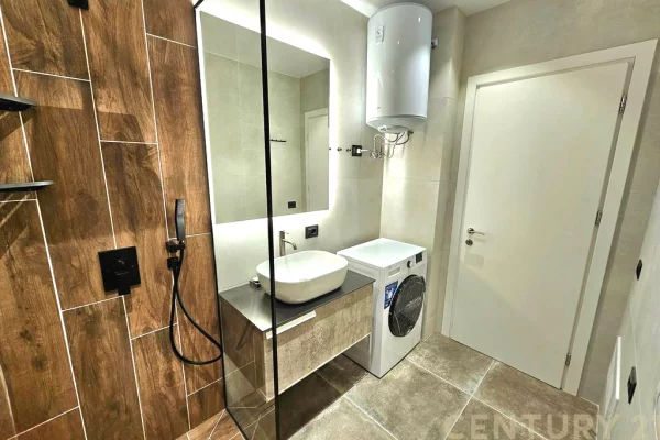 Appartamento in affitto a Tirana 1+1, Arredato