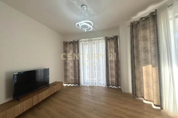 Shtepi ne shitje Apartament ne Tirane, 2+1, Mobilimi Bosh, pa mobiluar, Pagesa 138,000  Euro.