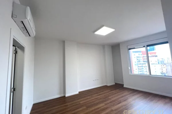 Shtepi me qera 3+1 ne Tirane - 1,500 Euro