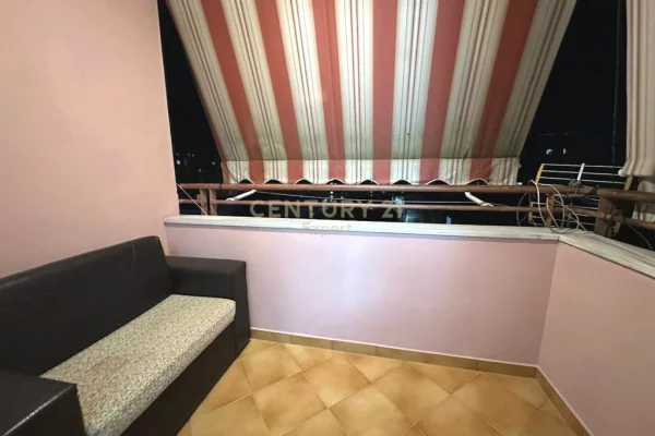 Shtepi me qera 1+1 ne Tirane - 700 Euro