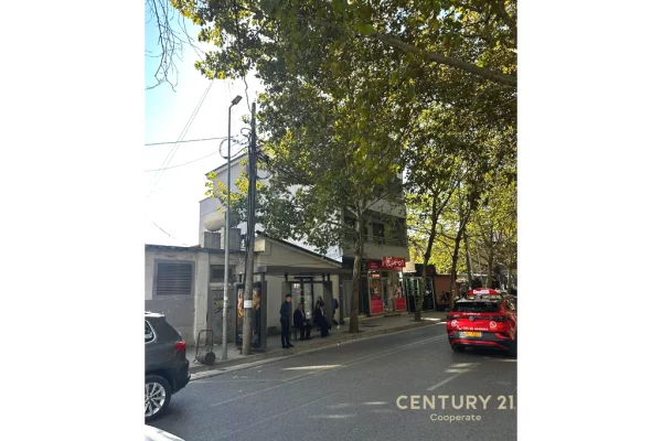 Ambient biznesi ne shitje 1+1 ne Tirane - 1,360,000 Euro