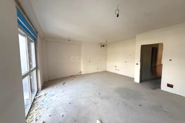 House for Sale 3+1 in Tirana - 290,000 Euro