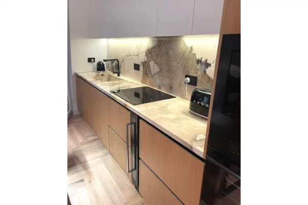 Shtepi me qera Apartament ne Tirane, 2+1, Mobilimi E mobiluar, Pagesa 2,200  Euro.