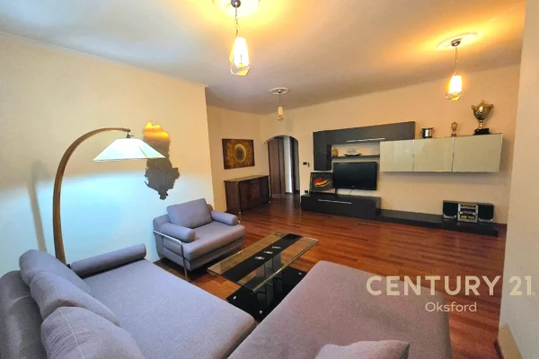 Shtepi me qera Apartament ne Tirane, 2+1, Mobilimi E mobiluar, Pagesa 1,300  Euro.