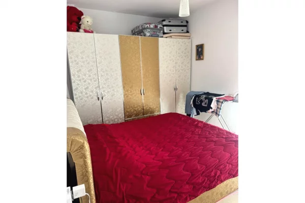 Shtepi ne shitje Apartament ne Tirane, 2+1, Mobilimi E mobiluar, Pagesa 170,000  Euro.