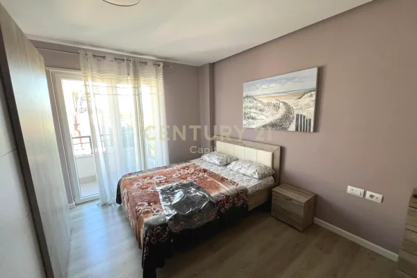 Shtepi me qera Apartament ne Tirane, 3+1, Mobilimi E mobiluar, Pagesa 1,300  Euro.