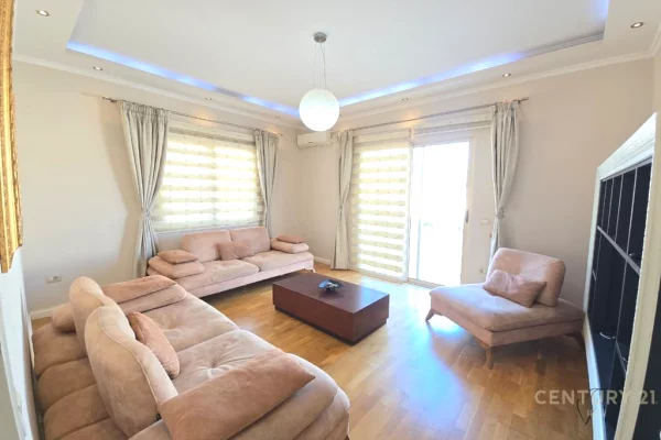 Shtepi ne shitje 2+1 ne Tirane - 310,000 Euro