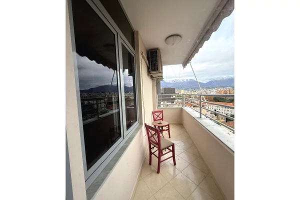 Shtepi me qera Apartament ne Tirane, 2+1, Mobilimi E mobiluar, Pagesa 1,000  Euro.