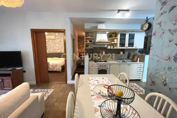 Shtepi ne shitje Apartament ne Durres, 2+1, Mobilimi E mobiluar, Pagesa 187,000  Euro.