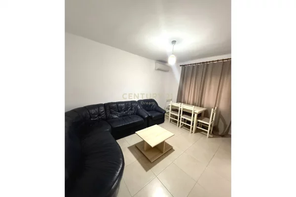 Shtepi me qera 2+1 ne Tirane - 450 Euro