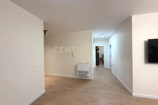 Shtepi me qera 2+1 ne Tirane - 950 Euro