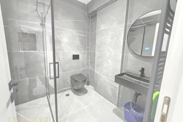 Shtepi me qera Apartament ne Tirane, 3+1, Mobilimi E mobiluar, Pagesa 1,700  Euro.