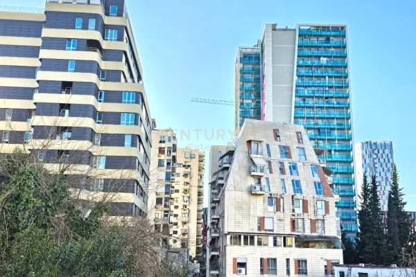 Studio  me qira 100% e Re(Rruga e Elbasanit)