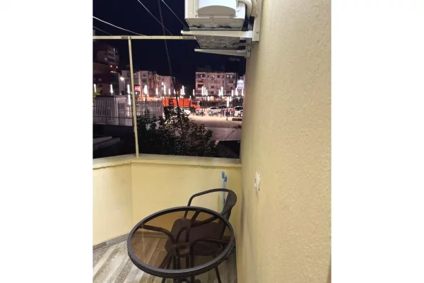 Shtepi me qera Apartament ne Tirane, 2+1, Mobilimi E mobiluar, Pagesa 850  Euro.