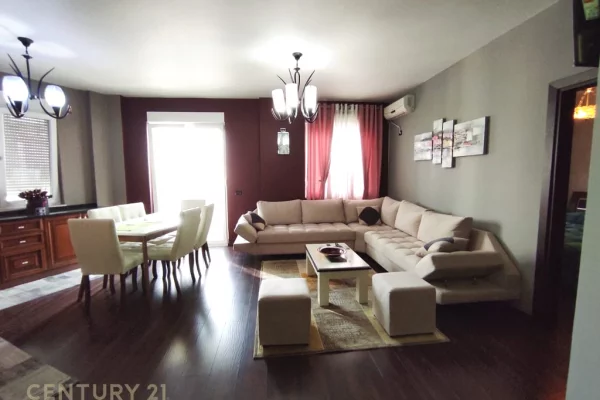 Shtepi me qera 2+1 ne Tirane - 950 Euro