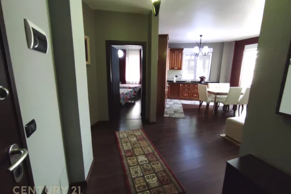 Shtepi me qera Apartament ne Tirane, 2+1, Mobilimi E mobiluar, Pagesa 950  Euro.