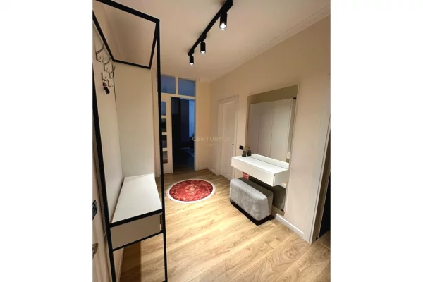 Shtepi me qera Apartament ne Tirane, 2+1, Mobilimi E mobiluar, Pagesa 600  Euro.