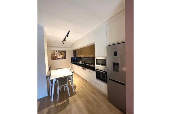 Shtepi me qera 2+1 ne Tirane - 600 Euro