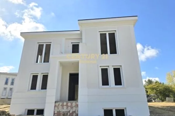 Shtepi ne shitje 6+1 ne Tirane - 1,350,000 Euro