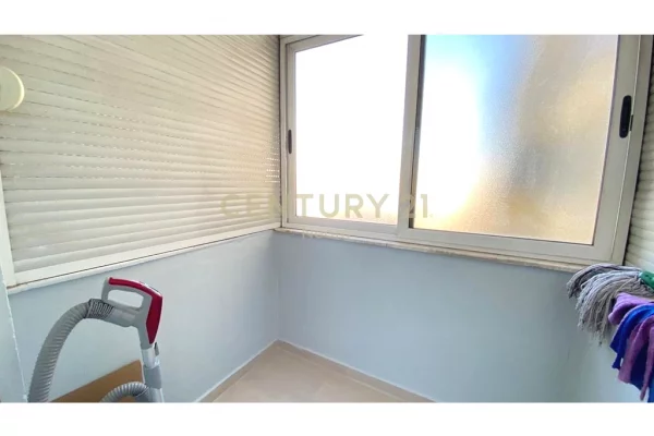 Shtepi me qera Apartament ne Tirane, 2+1, Mobilimi E mobiluar, Pagesa 750  Euro.