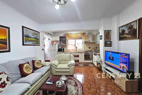 Shtepi ne shitje 2+1 ne Tirane - 156,000 Euro