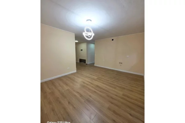 Shtepi ne shitje 2+1 ne Tirane - 140,000 Euro