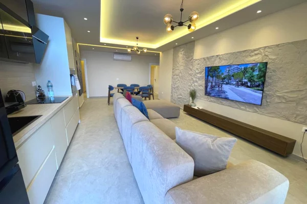 Shtepi ne shitje 3+1 ne Sarande - 300,000 Euro