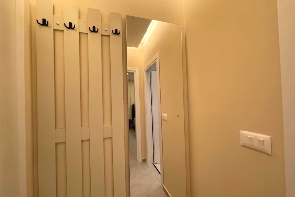 Shtepi ne shitje Apartament ne Sarande, 3+1, Mobilimi E mobiluar, Pagesa 300,000  Euro.