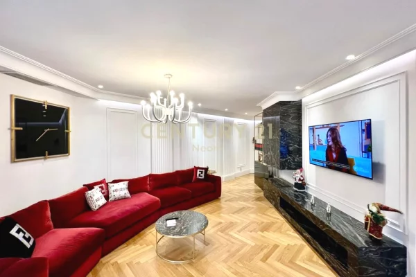 Shtepi ne shitje Apartament ne Tirane, 2+1, Mobilimi E mobiluar, Pagesa 369,000  Euro.